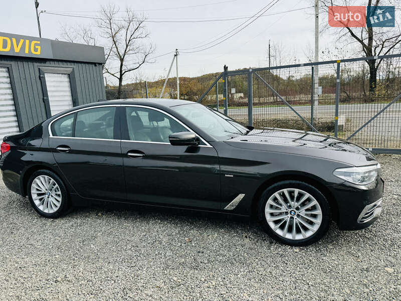 Седан BMW 5 Series 2018 в Іршаві