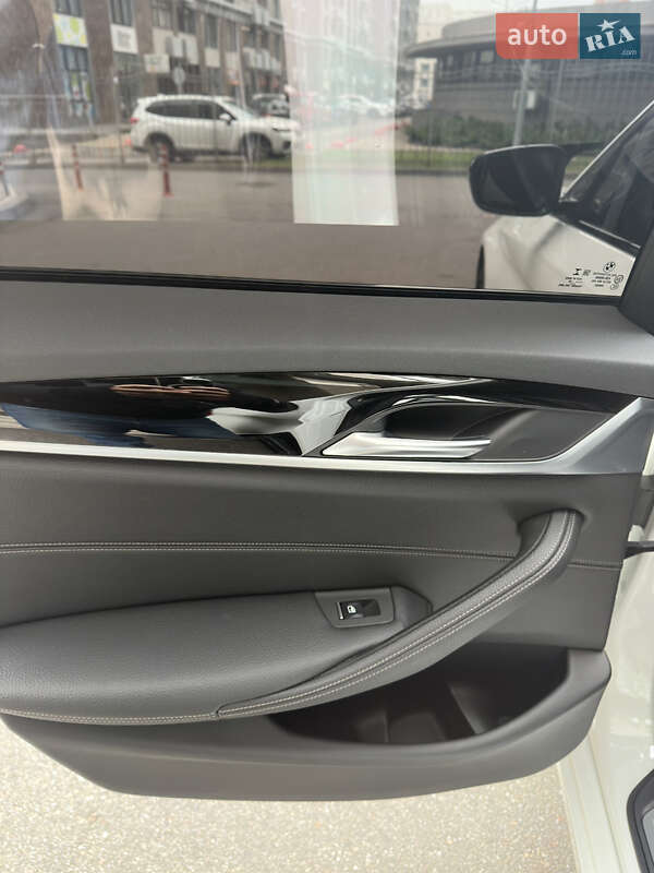 Седан BMW 5 Series 2018 в Києві фото 9 Седан BMW 5 Series 2018 в Києві