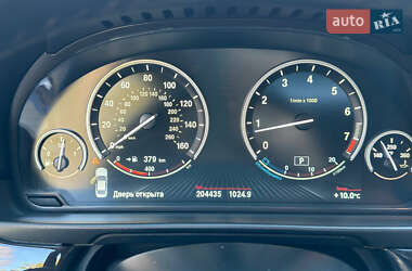 Седан BMW 5 Series 2013 в 