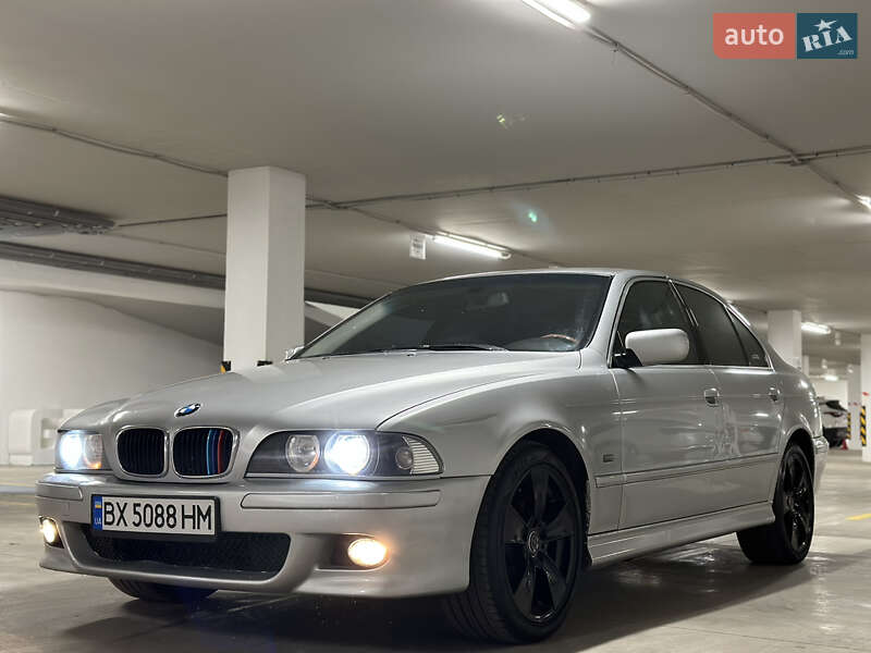 Седан BMW 5 Series 2003 в Рівному