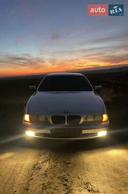 Седан BMW 5 Series 1999 в Днепре