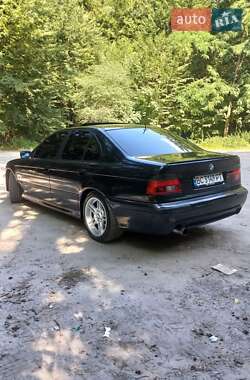 Седан BMW 5 Series 2002 в Львове