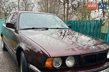 Седан BMW 5 Series 1992 в Хмельницькому