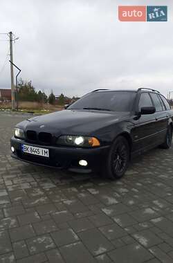 Универсал BMW 5 Series 2001 в Ровно