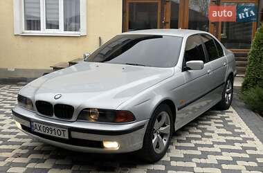 Седан BMW 5 Series 2000 в Харкові