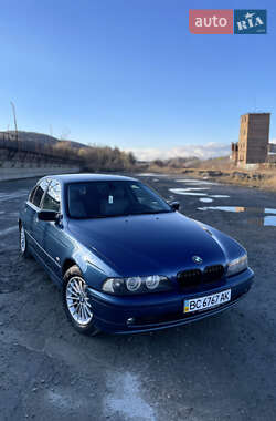 Седан BMW 5 Series 2001 в Жовкві