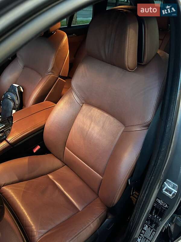 Універсал BMW 5 Series 2013 в Рівному фото 51 Універсал BMW 5 Series 2013 в Рівному