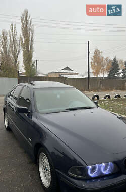 Седан BMW 5 Series 1997 в Новомосковске