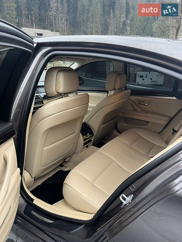 Седан BMW 5 Series 2013 в Міжгір'ї