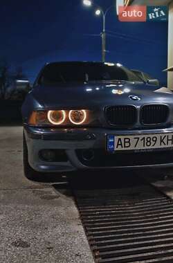 Седан BMW 5 Series 1997 в Виннице