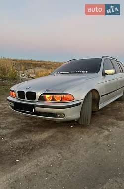 Універсал BMW 5 Series 2000 в Павлограді