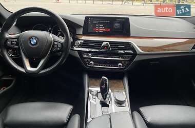 Седан BMW 5 Series 2017 в Києві