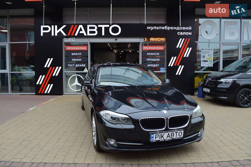 Седан BMW 5 Series 2011 в Львове