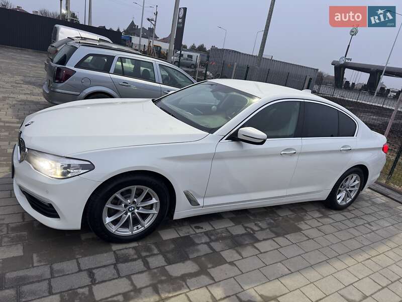 Седан BMW 5 Series 2017 в Львові фото 13 Седан BMW 5 Series 2017 в Львові