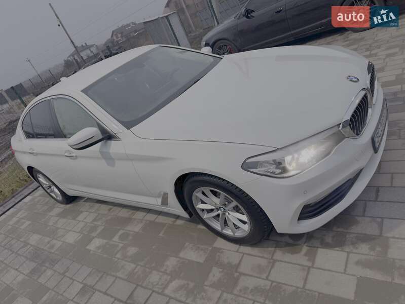 Седан BMW 5 Series 2017 в Львові фото 17 Седан BMW 5 Series 2017 в Львові