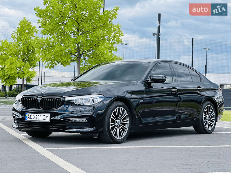 Седан BMW 5 Series 2017 в Мукачево