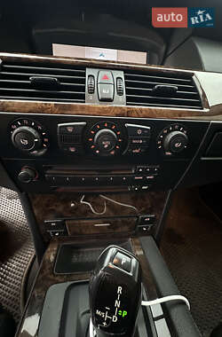 Седан BMW 5 Series 2007 в 