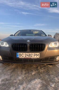 Седан BMW 5 Series 2011 в Березному