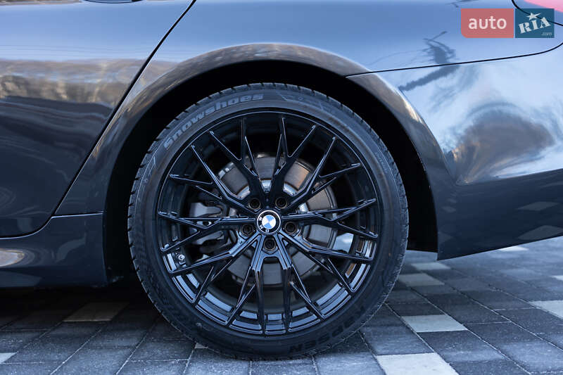 Седан BMW 5 Series 2017 в Тернополі