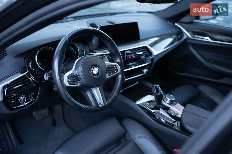 Седан BMW 5 Series 2017 в Тернополі