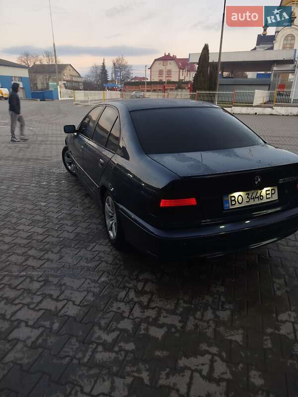 Седан BMW 5 Series 1999 в Бучаче