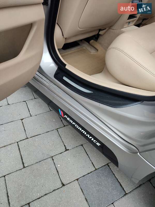 Седан BMW 5 Series 2012 в Івано-Франківську