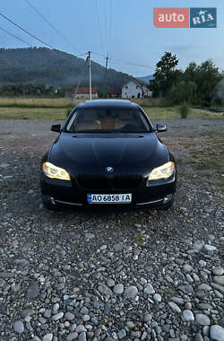 Седан BMW 5 Series 2012 в Тячеві