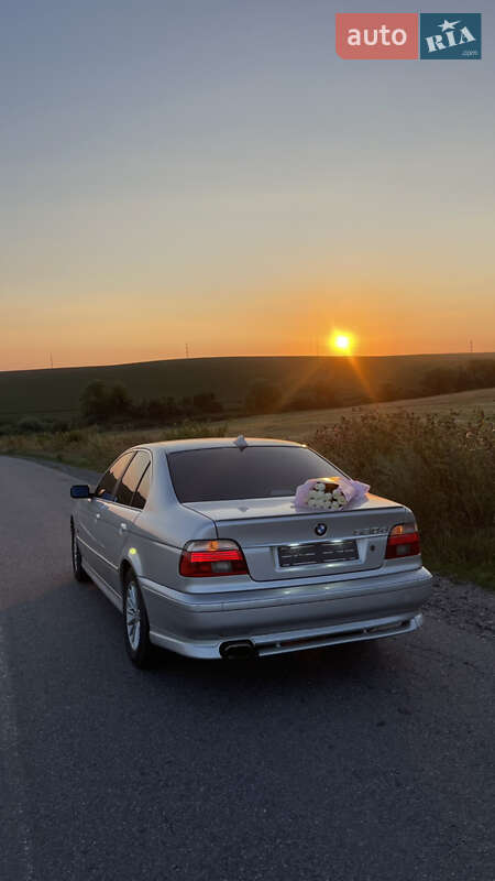 Седан BMW 5 Series 2003 в Хмельницком