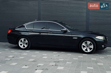 Седан BMW 5 Series 2013 в Тернополі