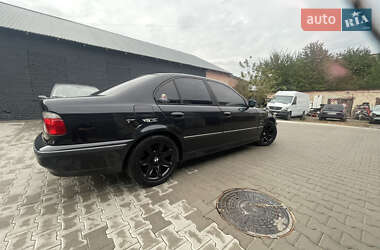 Седан BMW 5 Series 1999 в Ровно