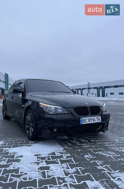 Седан BMW 5 Series 2004 в Львові