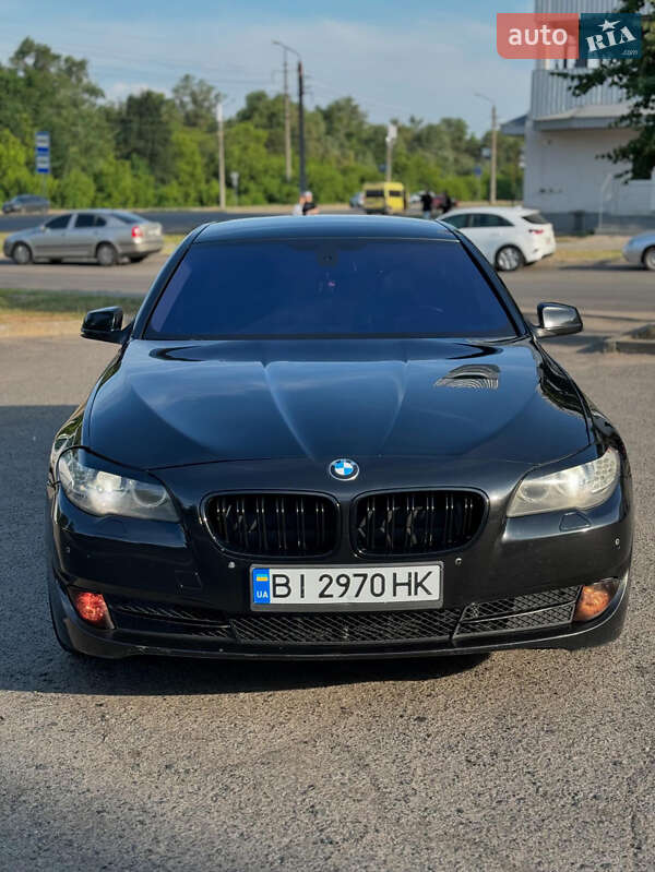 Седан BMW 5 Series 2010 в Котельві