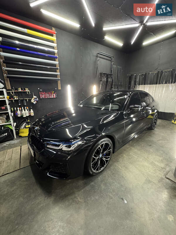 Седан BMW 5 Series 2019 в 