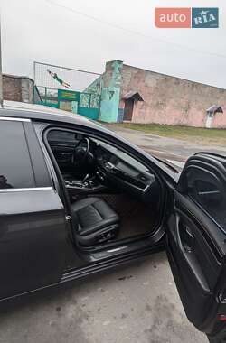 Седан BMW 5 Series 2013 в 