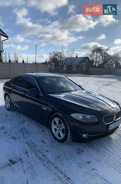 Седан BMW 5 Series 2011 в Нововолынске