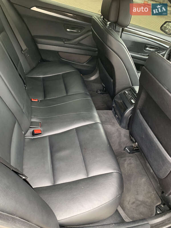 BMW 5 Series 2011