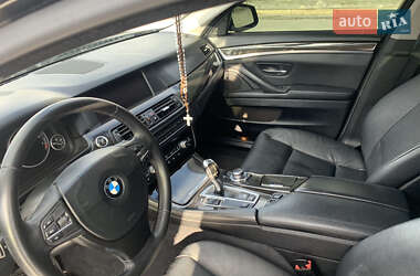 Седан BMW 5 Series 2011 в Нововолынске