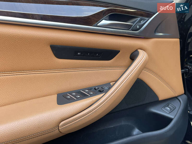 Седан BMW 5 Series 2017 в Харькове