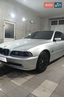 Седан BMW 5 Series 2003 в Чечельнику