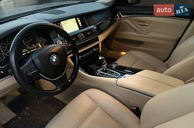 Седан BMW 5 Series 2015 в Херсоне