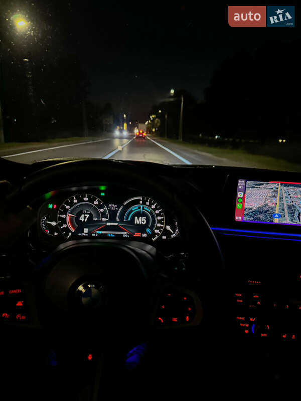 Седан BMW 5 Series 2018 в Львове