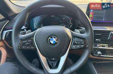 Седан BMW 5 Series 2020 в Ужгороді