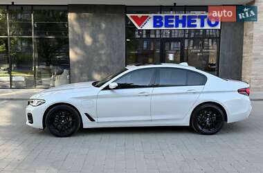 Седан BMW 5 Series 2020 в Ужгороді