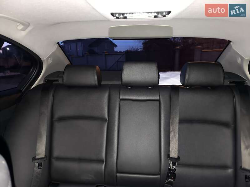 Седан BMW 5 Series 2016 в Дрогобичі