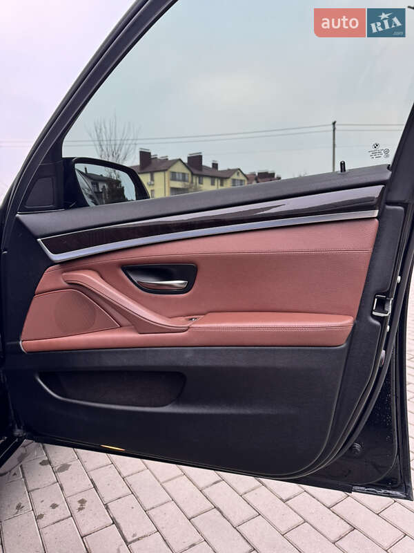 Седан BMW 5 Series 2014 в Києві фото 30 Седан BMW 5 Series 2014 в Києві