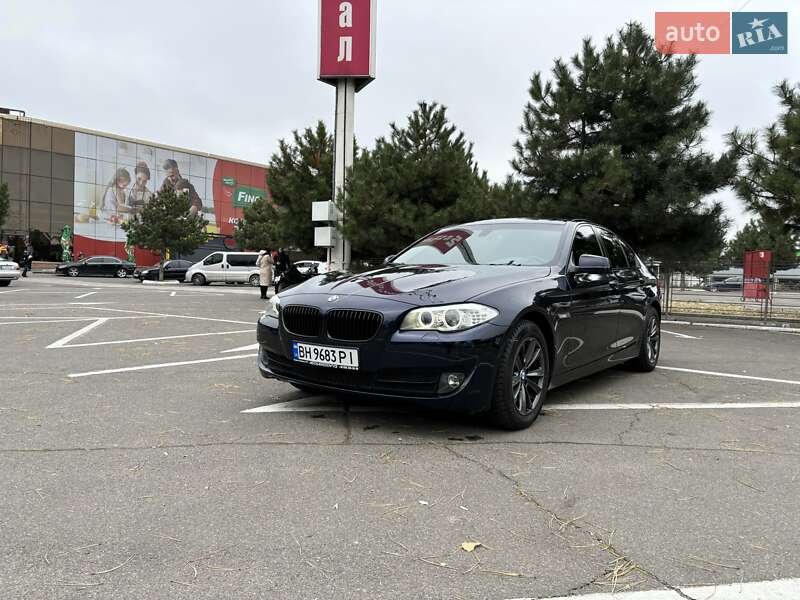 Седан BMW 5 Series 2011 в Одессе