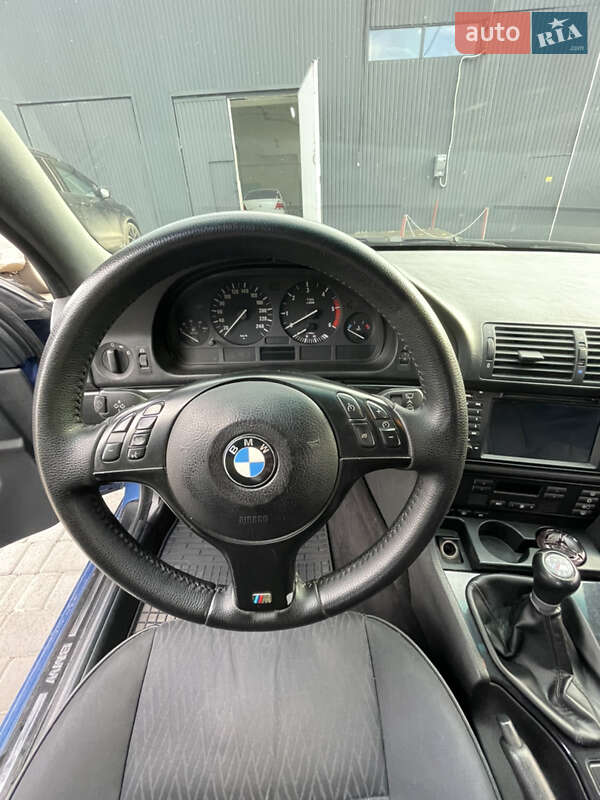 Седан BMW 5 Series 2000 в Первомайске