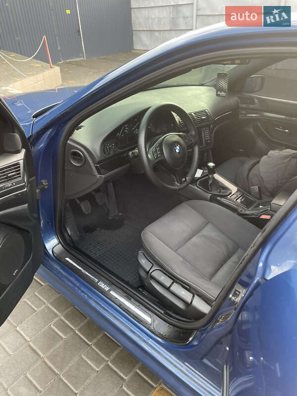 Седан BMW 5 Series 2000 в Первомайске