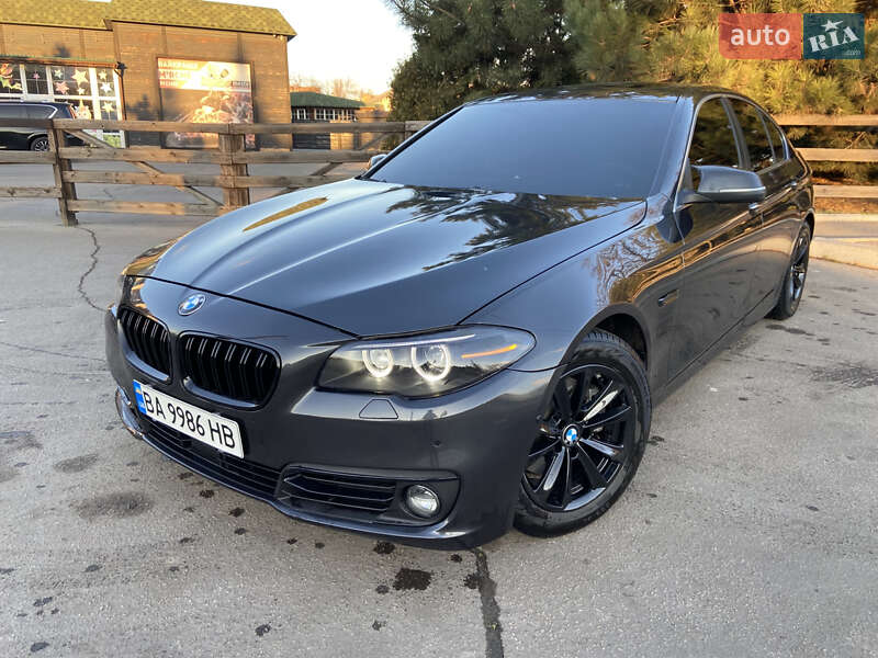 Седан BMW 5 Series 2015 в Кропивницькому