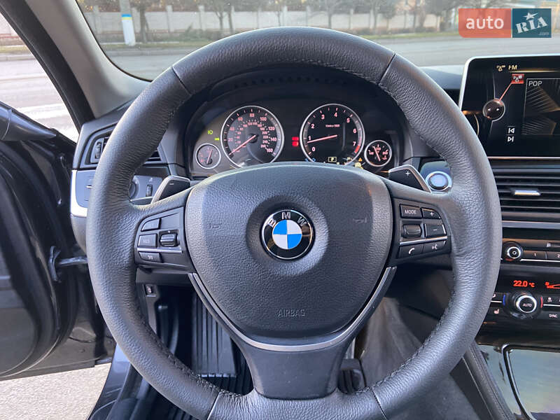 Седан BMW 5 Series 2015 в Кропивницькому